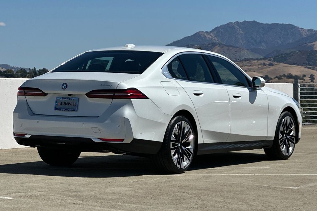 2027 BMW 5 Series 530i