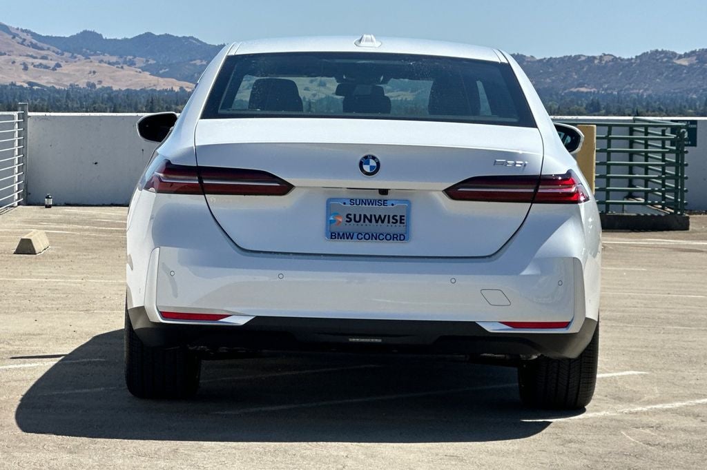 2027 BMW 5 Series 530i