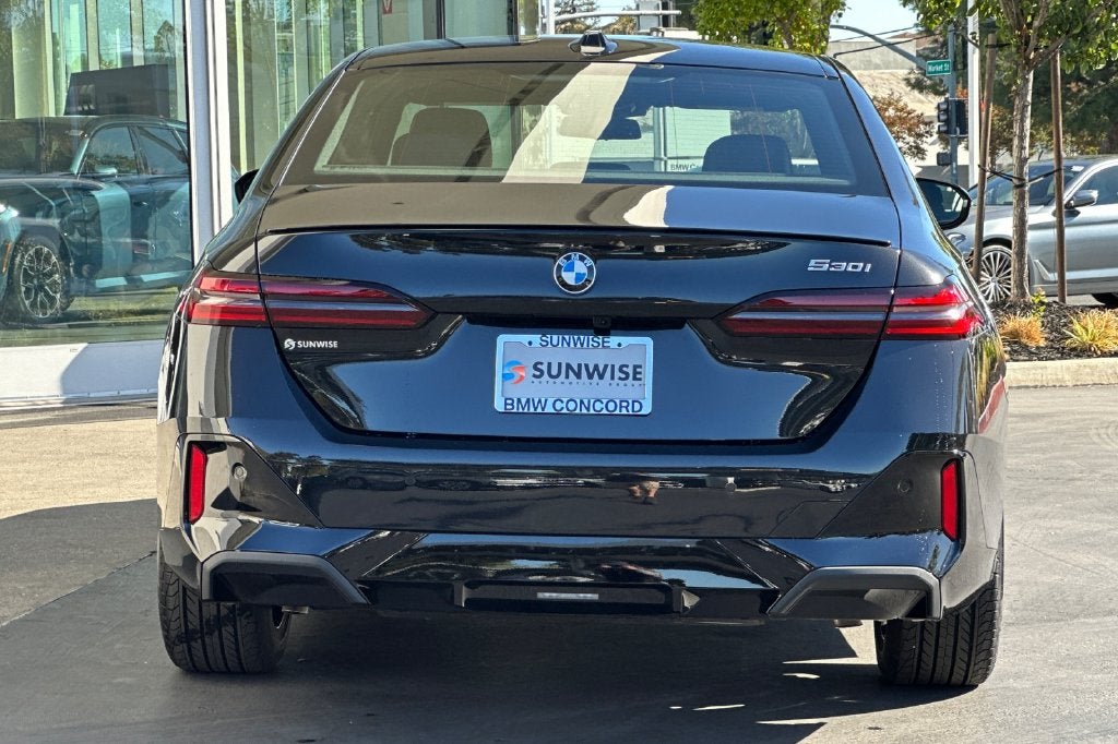 2027 BMW 5 Series 530i