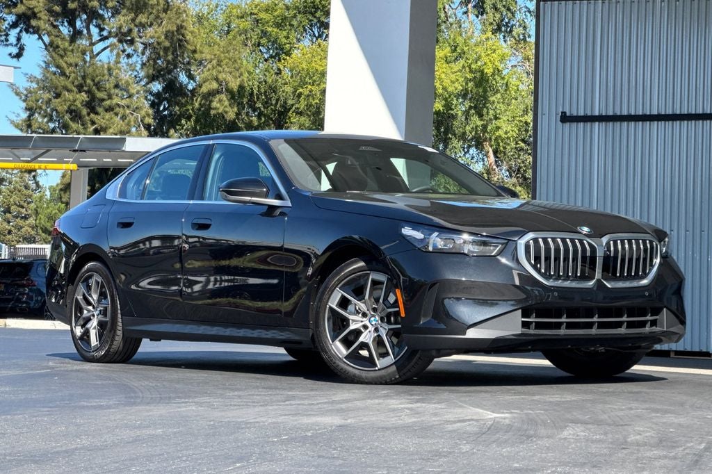 2026 BMW 5 Series 530i