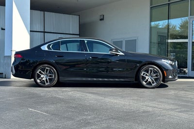2026 BMW 5 Series 530i