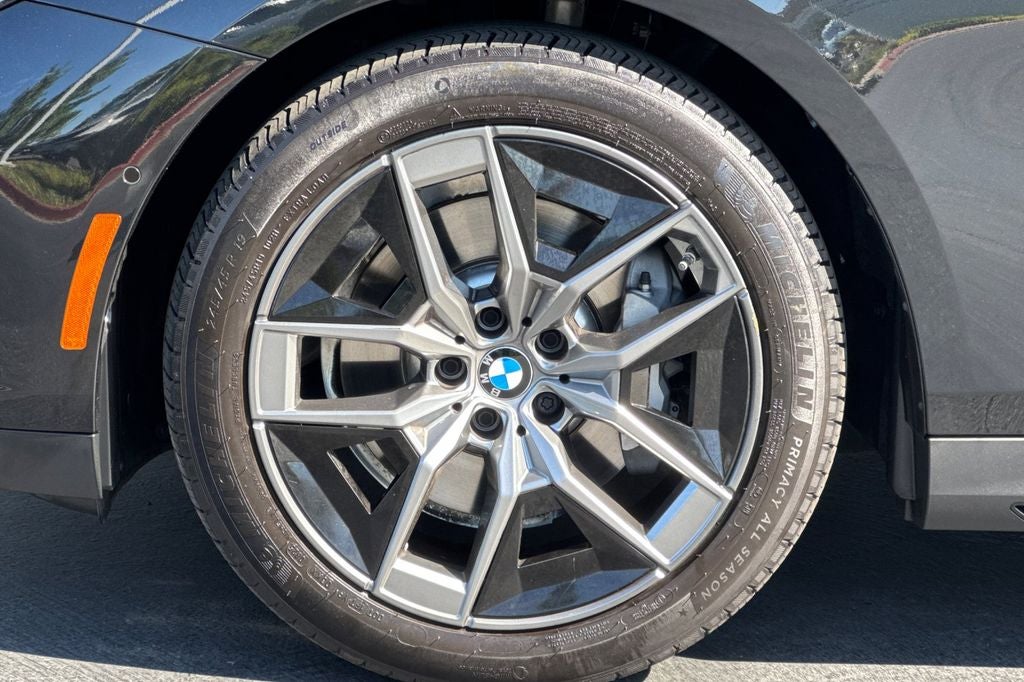 2026 BMW 5 Series 530i