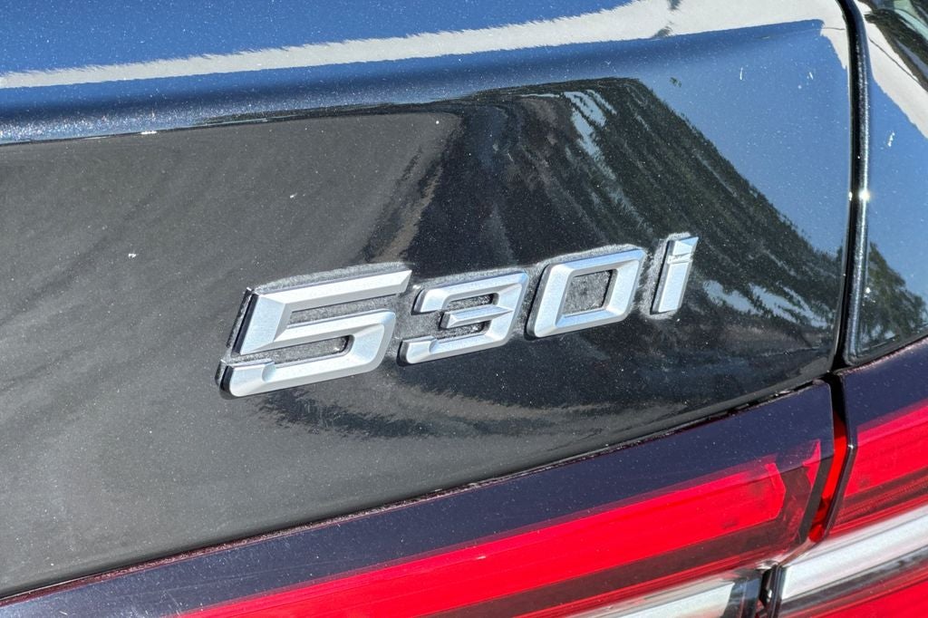2026 BMW 5 Series 530i