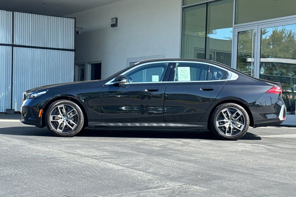 2026 BMW 5 Series 530i