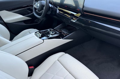 2026 BMW 5 Series 530i