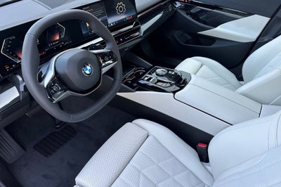 2026 BMW 5 Series 530i