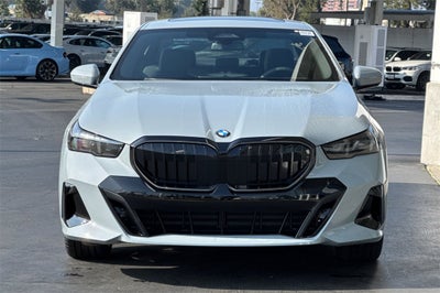 2026 BMW 5 Series 530i