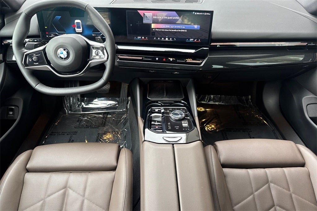2025 BMW 5 Series 530i