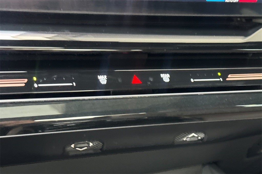 2025 BMW 5 Series 530i