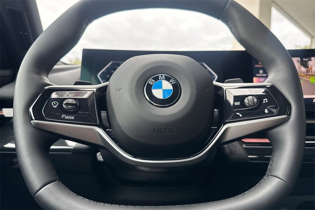 2025 BMW 5 Series 530i