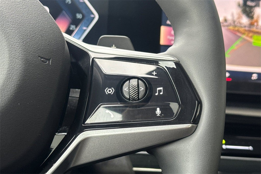 2025 BMW 5 Series 530i