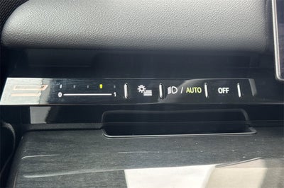 2025 BMW 5 Series 530i