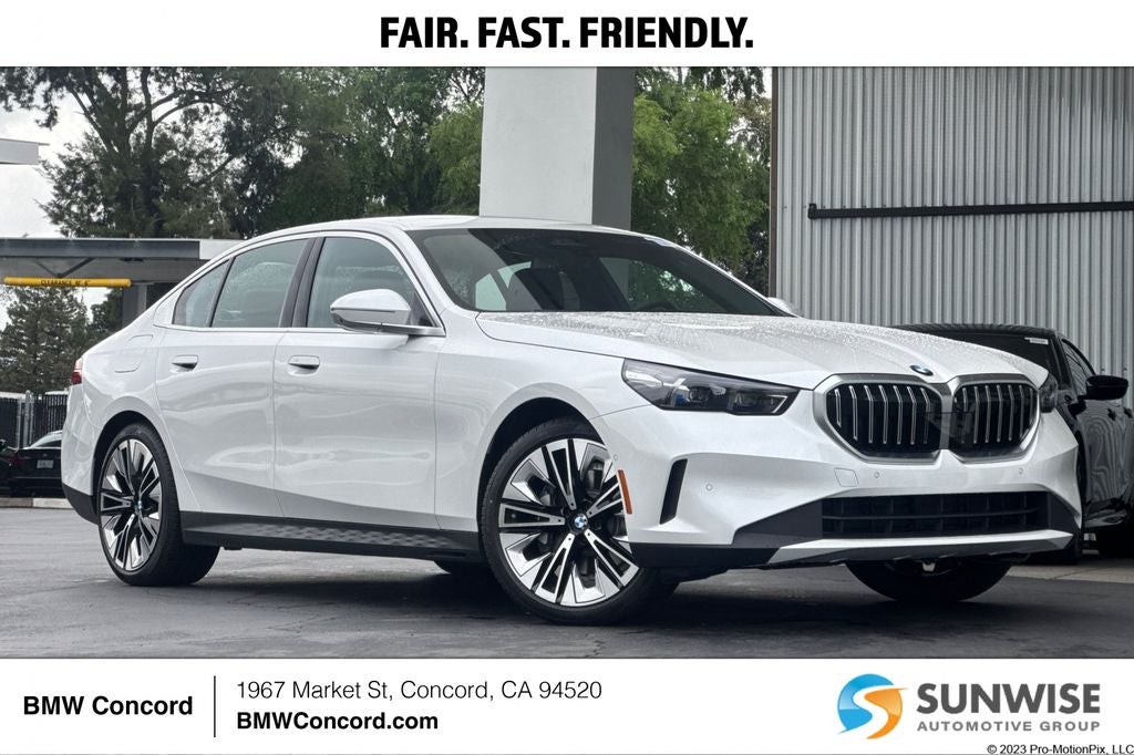 2026 BMW 5 Series 530i