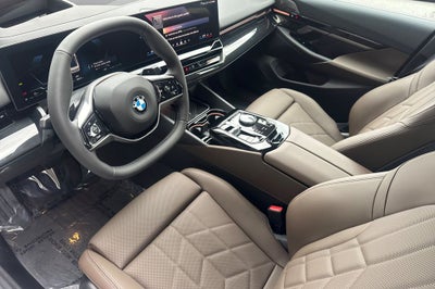 2026 BMW 5 Series 530i