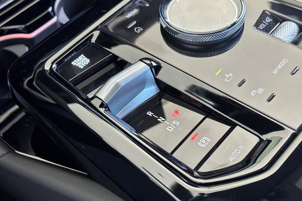 2027 BMW 5 Series 530i