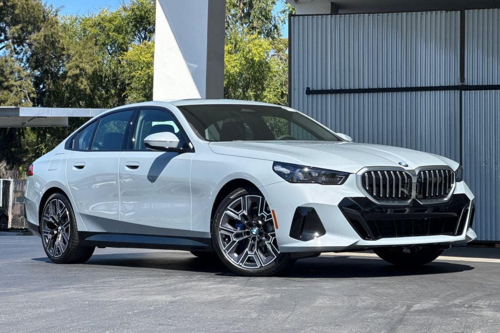 2027 BMW 5 Series 530i