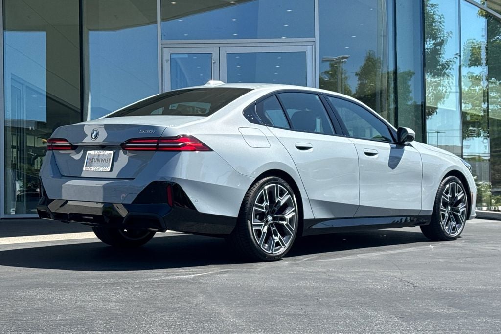2027 BMW 5 Series 530i