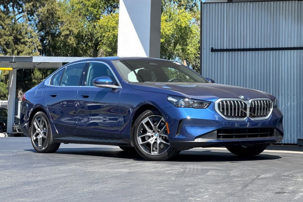 2026 BMW 5 Series 530i