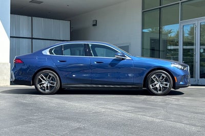 2026 BMW 5 Series 530i