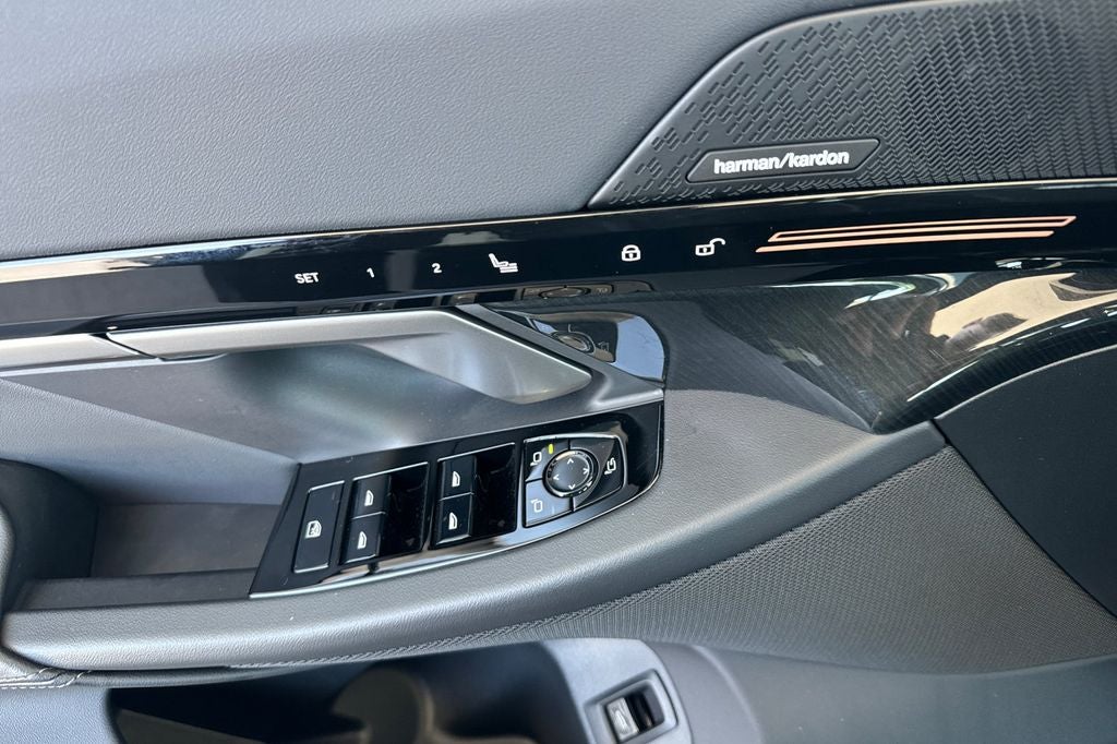 2026 BMW 5 Series 530i