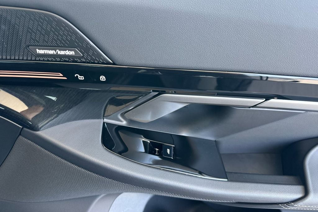 2026 BMW 5 Series 530i