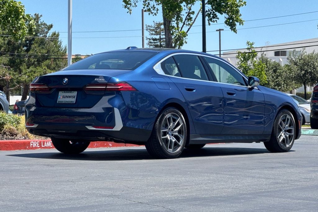 2026 BMW 5 Series 530i
