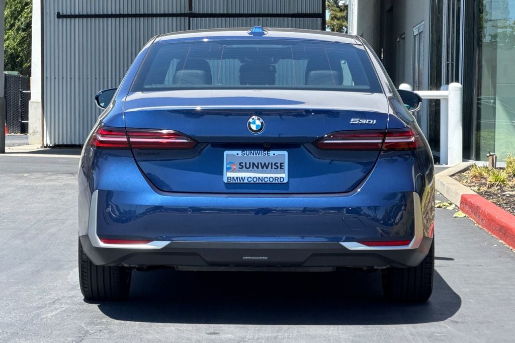 2026 BMW 5 Series 530i