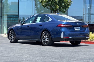 2026 BMW 5 Series 530i