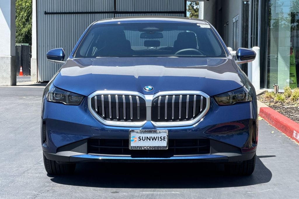 2026 BMW 5 Series 530i