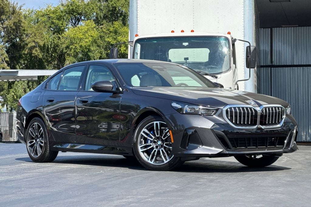 2027 BMW 5 Series 530i