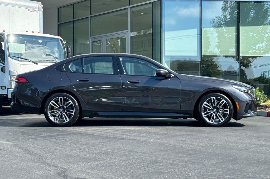 2027 BMW 5 Series 530i
