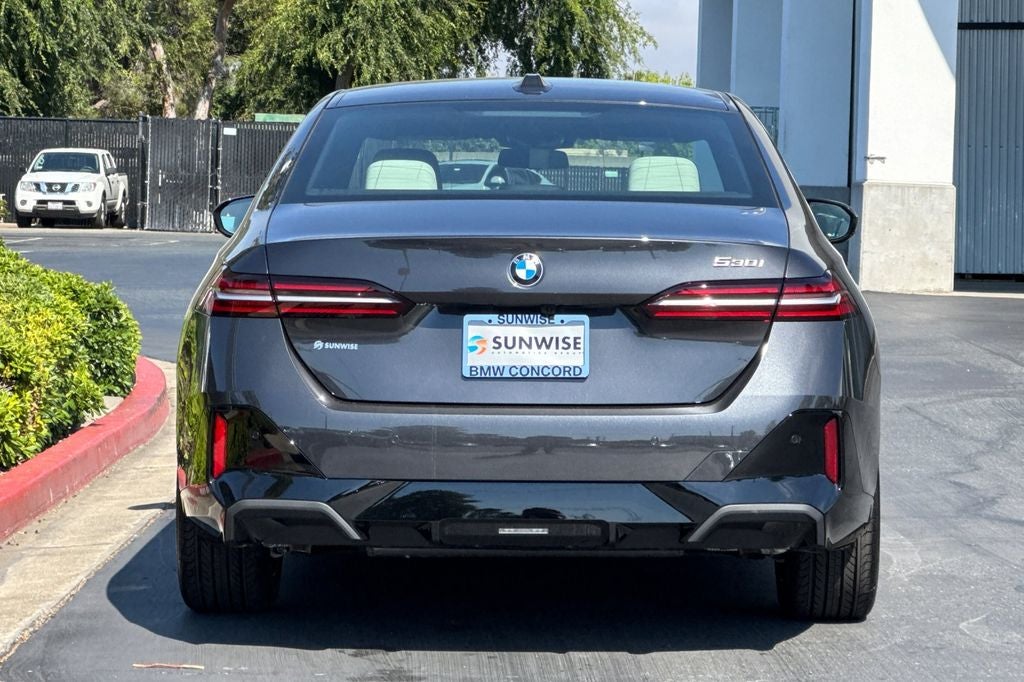 2027 BMW 5 Series 530i