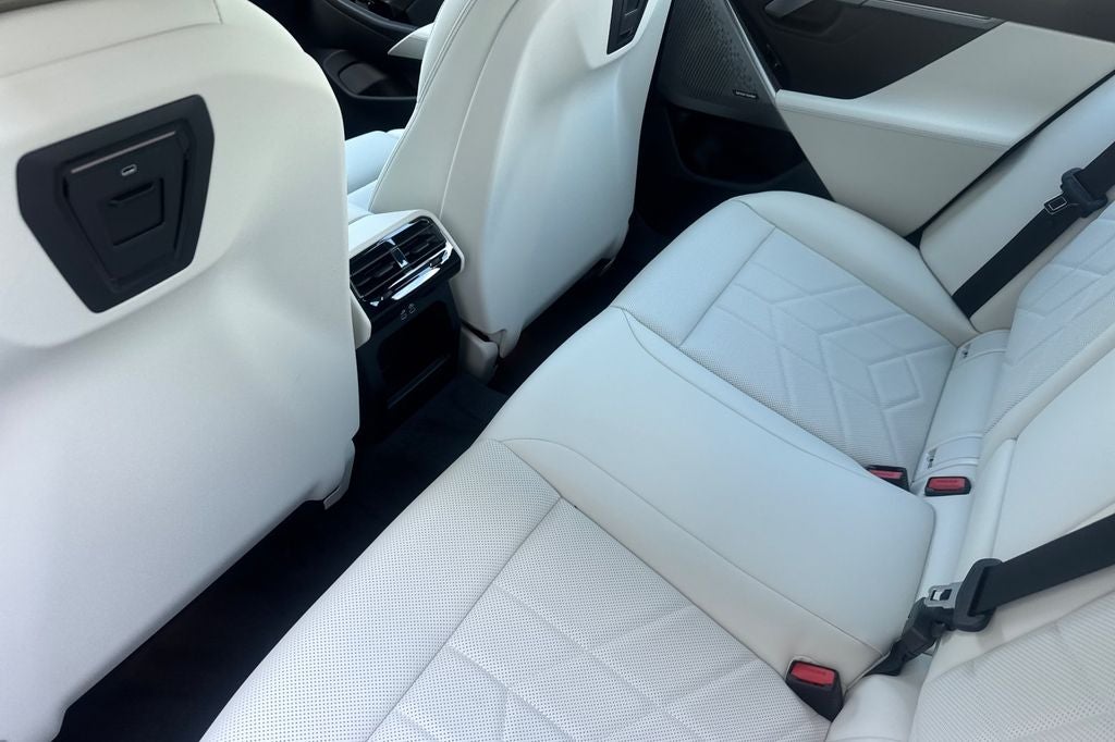 2027 BMW 5 Series 530i