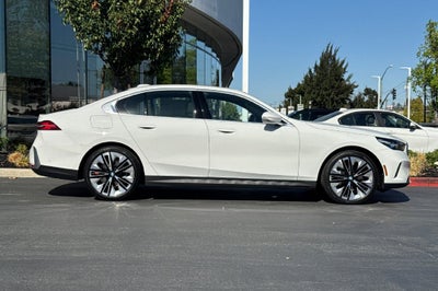 2027 BMW 5 Series 530i