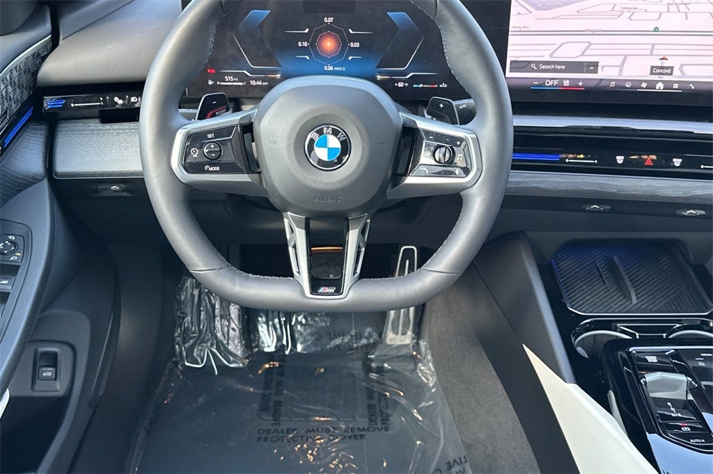 2025 BMW 5 Series 530i