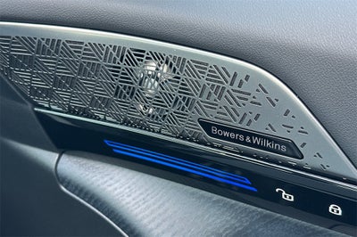 2025 BMW 5 Series 530i