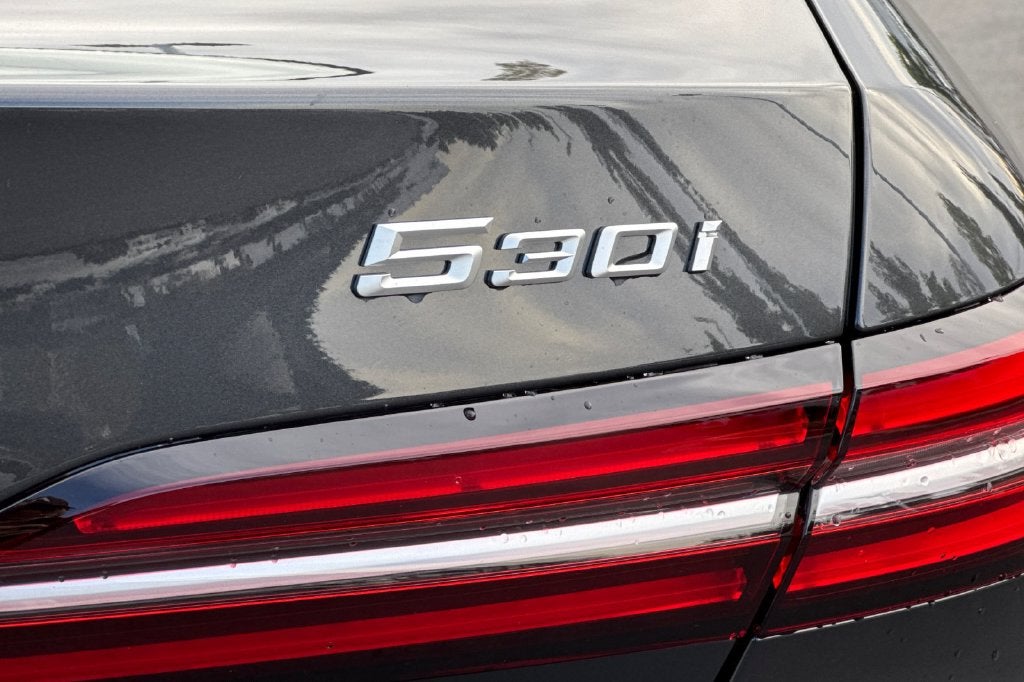 2027 BMW 5 Series 530i