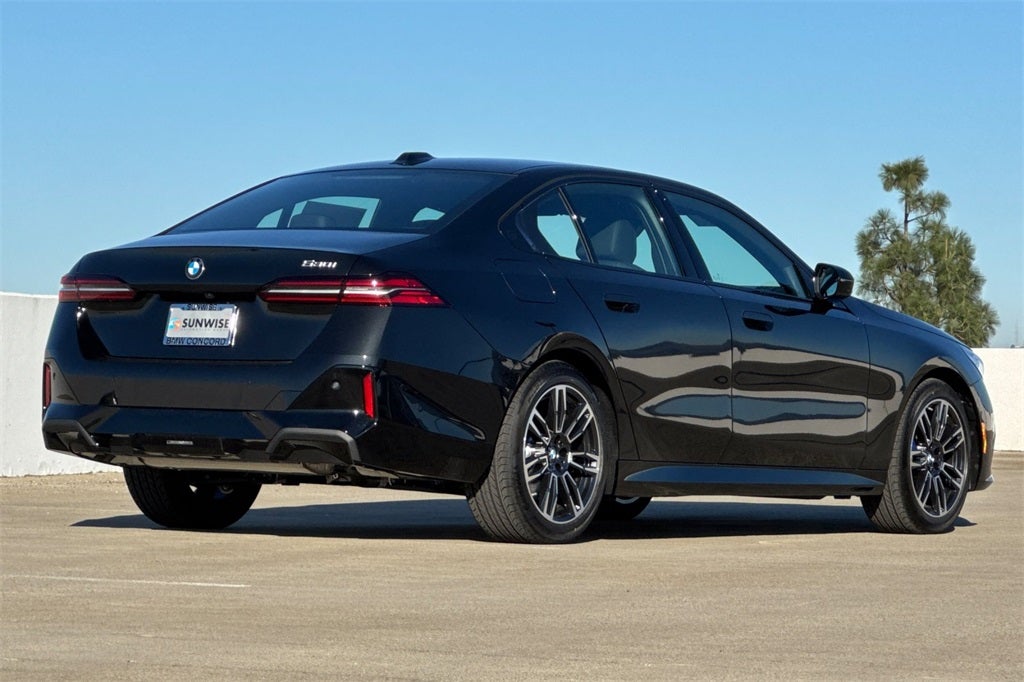 2026 BMW 5 Series 530i