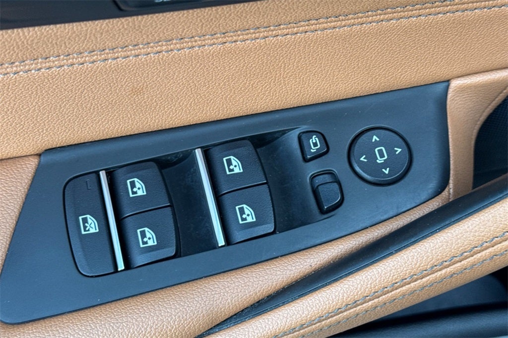 2022 BMW 5 Series 530i