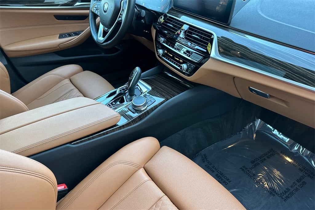 2022 BMW 5 Series 530i