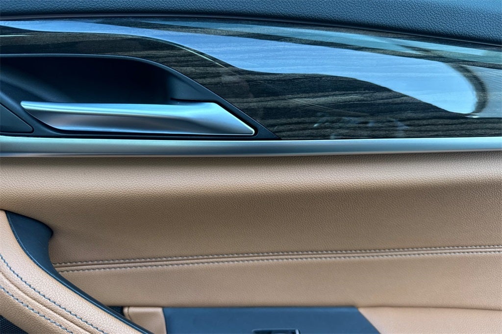 2022 BMW 5 Series 530i