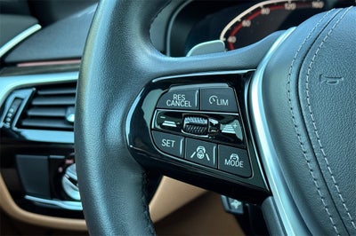 2022 BMW 5 Series 530i