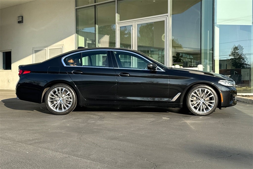 2022 BMW 5 Series 530i