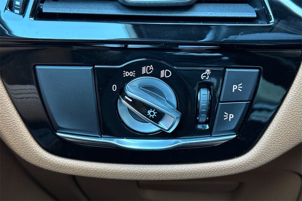 2022 BMW 5 Series 530i