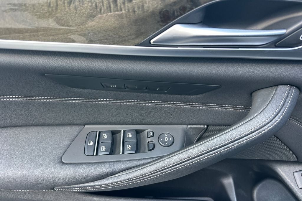 2023 BMW 5 Series 530i