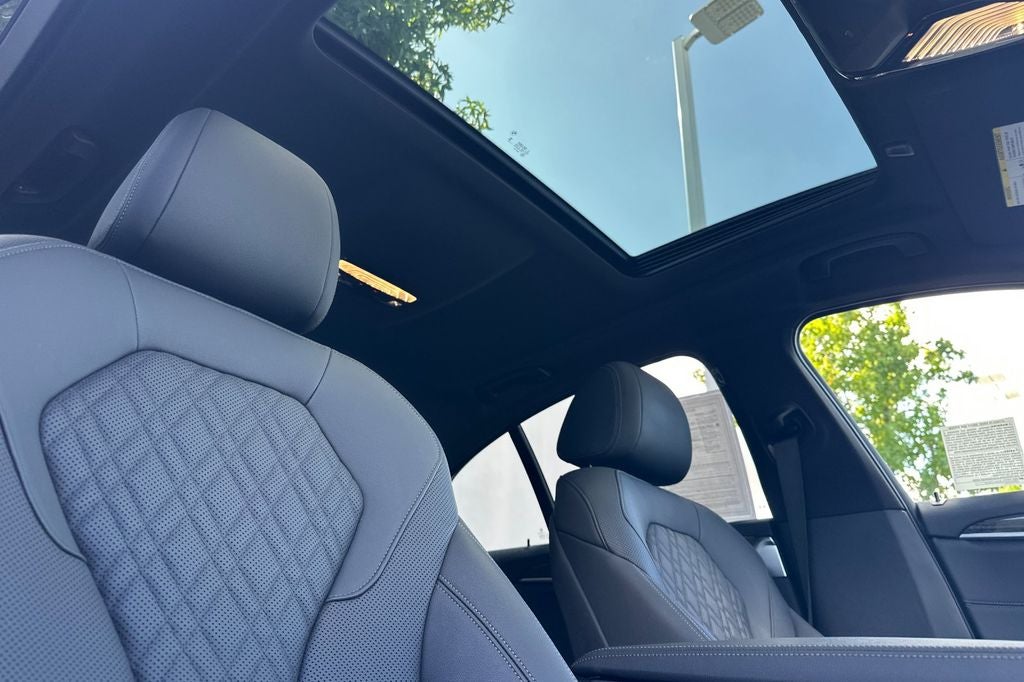 2023 BMW 5 Series 530i