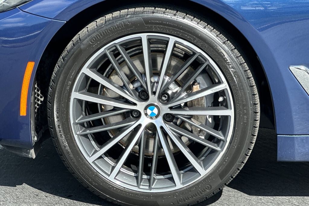 2023 BMW 5 Series 530i