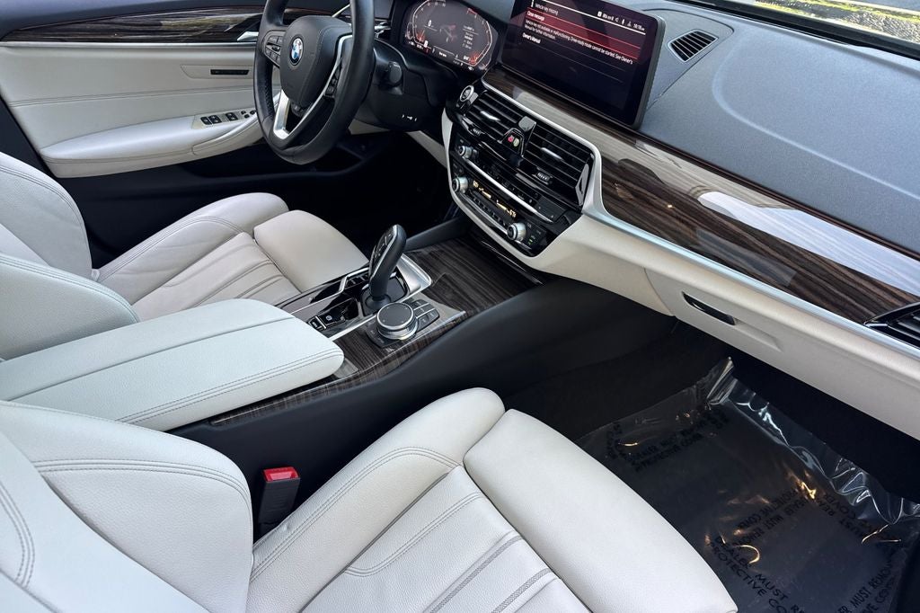 2023 BMW 5 Series 530i