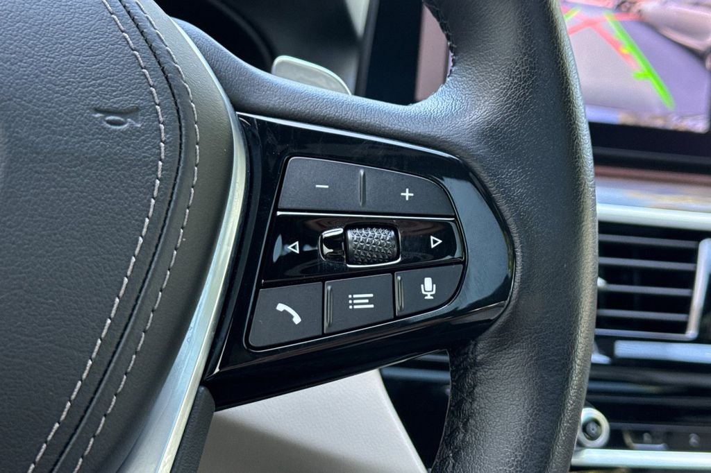 2023 BMW 5 Series 530i