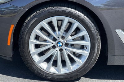 2023 BMW 5 Series 530i